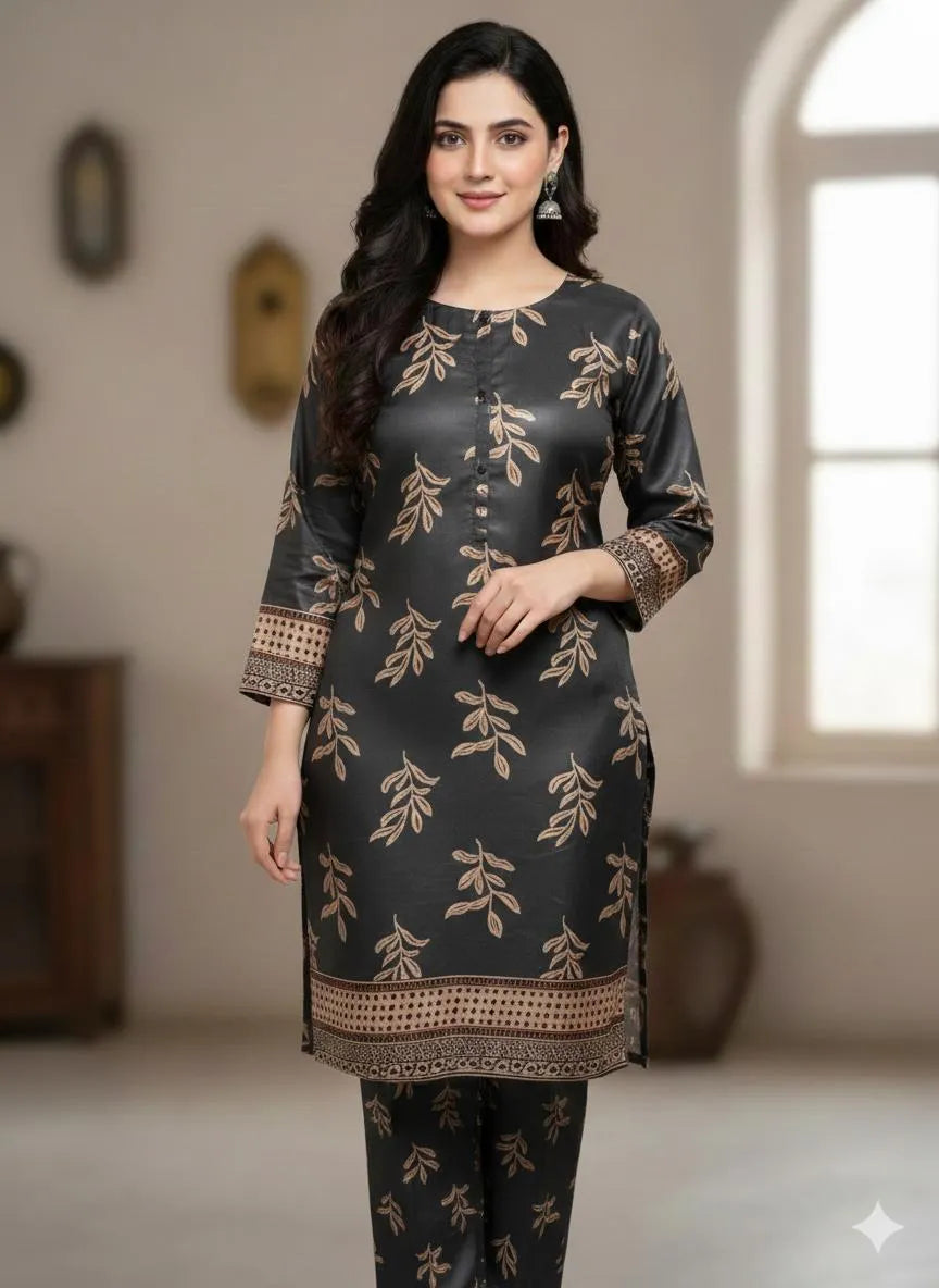 2 Pcs Women's Unstitched Printed Suit...?