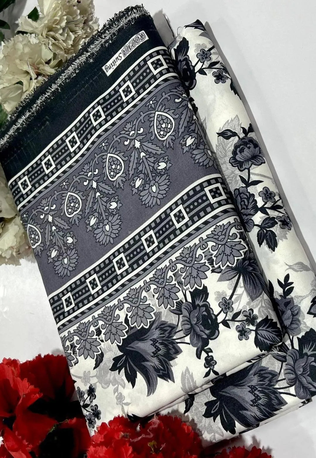 2 Pcs Women's Unstitched Printed Suit...?