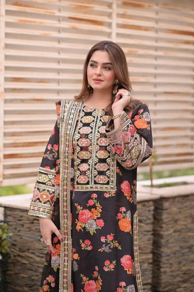 3 Pcs Women's Stitched Lawn Sequins Embroidered Suit...?