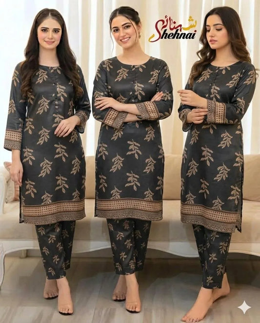 2 Pcs Women's Unstitched Printed Suit...?