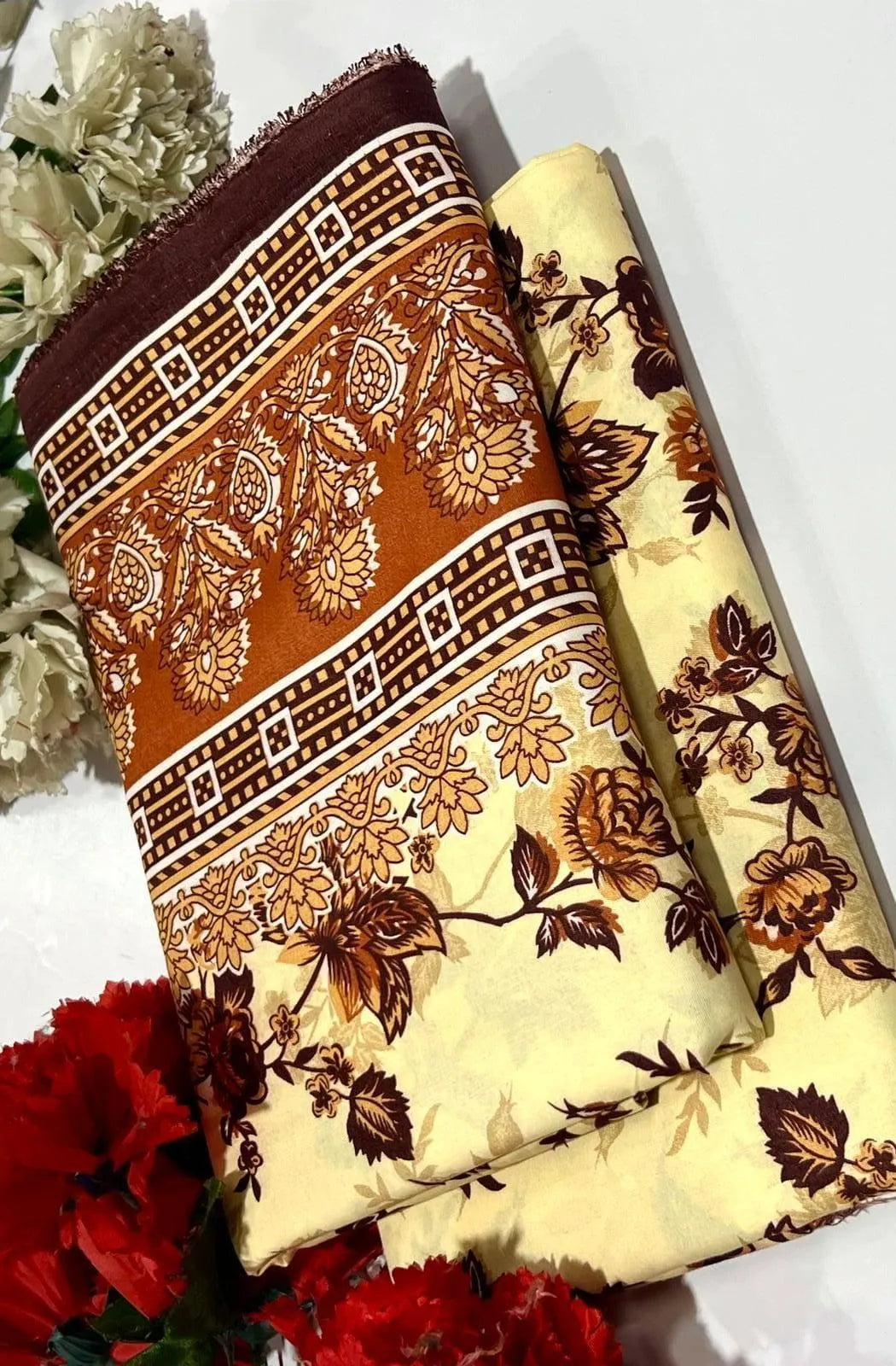 2 Pcs Women's Unstitched Printed Suit....?